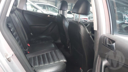 2010 VOLKSWAGEN PASSAT 3C/MK6 B6, WAGON, W/ PARK SENSOR TYPE, 03/06-09/10 3C9807417E REAR BUMPER
