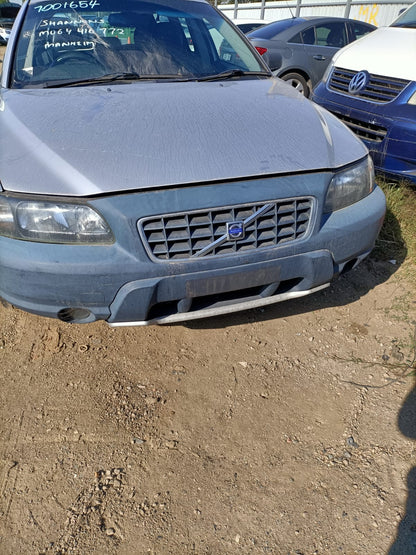2003 VOLVO XC70 NON H/LAMP WASHERS TYPE, 04/03-09/04  9190896 FRONT BUMPER