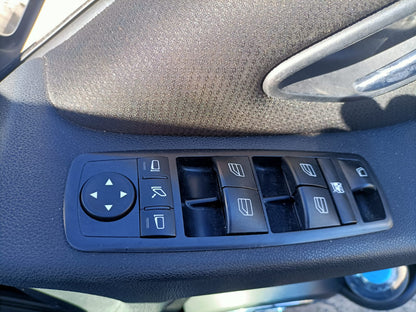 2007 MERCEDES B CLASS W245, 11/05-06/11  COURTESY LIGHT