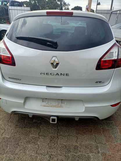 2016 RENAULT MEGANE HEAD UNIT, KNOB ON CENTRE, X32/X95, 07/14-05/16 281157698R RADIO CD DVD SAT TV