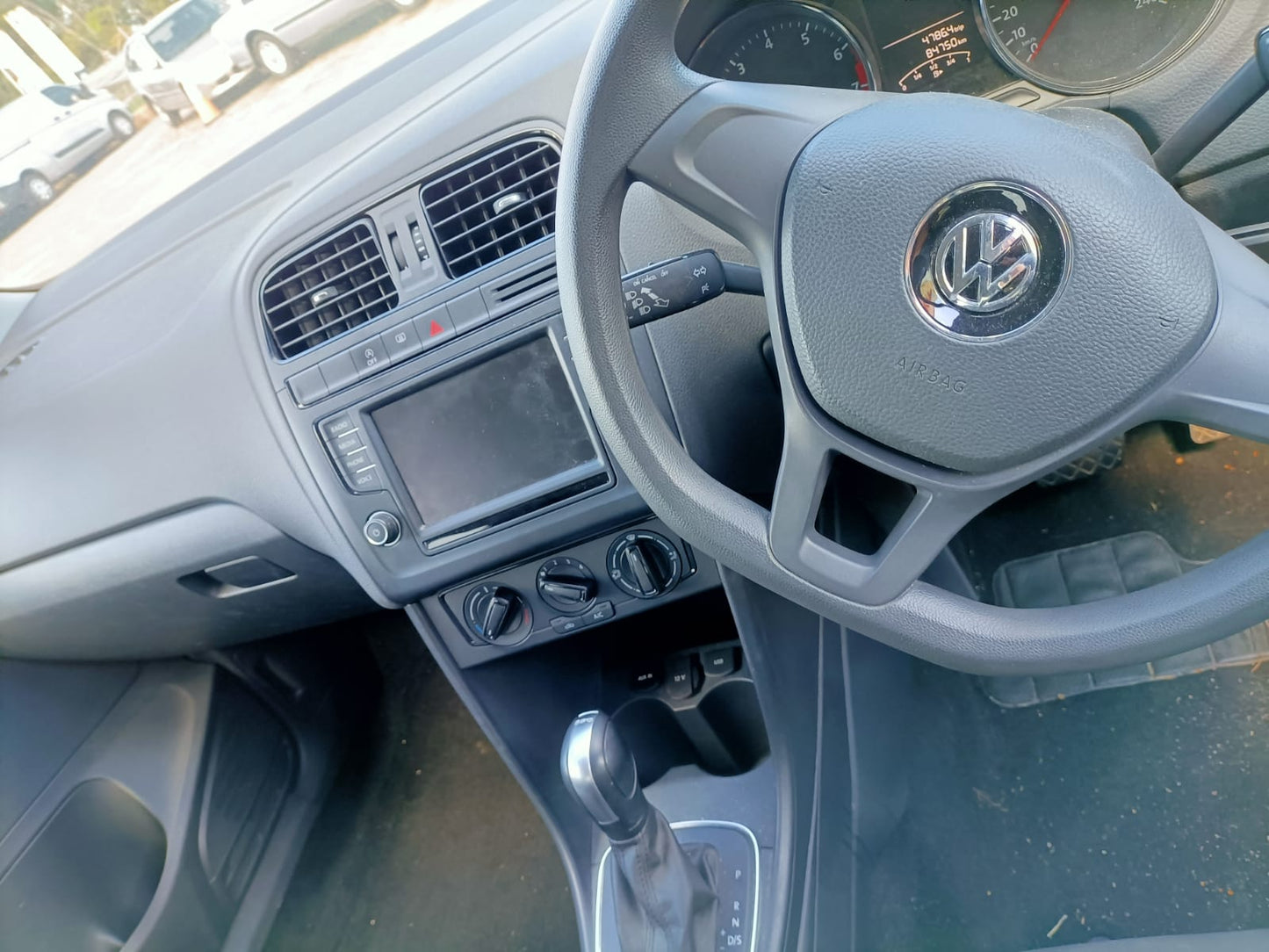 2015 VOLKSWAGEN POLO RIGHT REAR DOOR LOCK, P/N 6R4839016A, 6R, 05/10-09/17 6R4839016A DOOR BOOT GATE LOCK