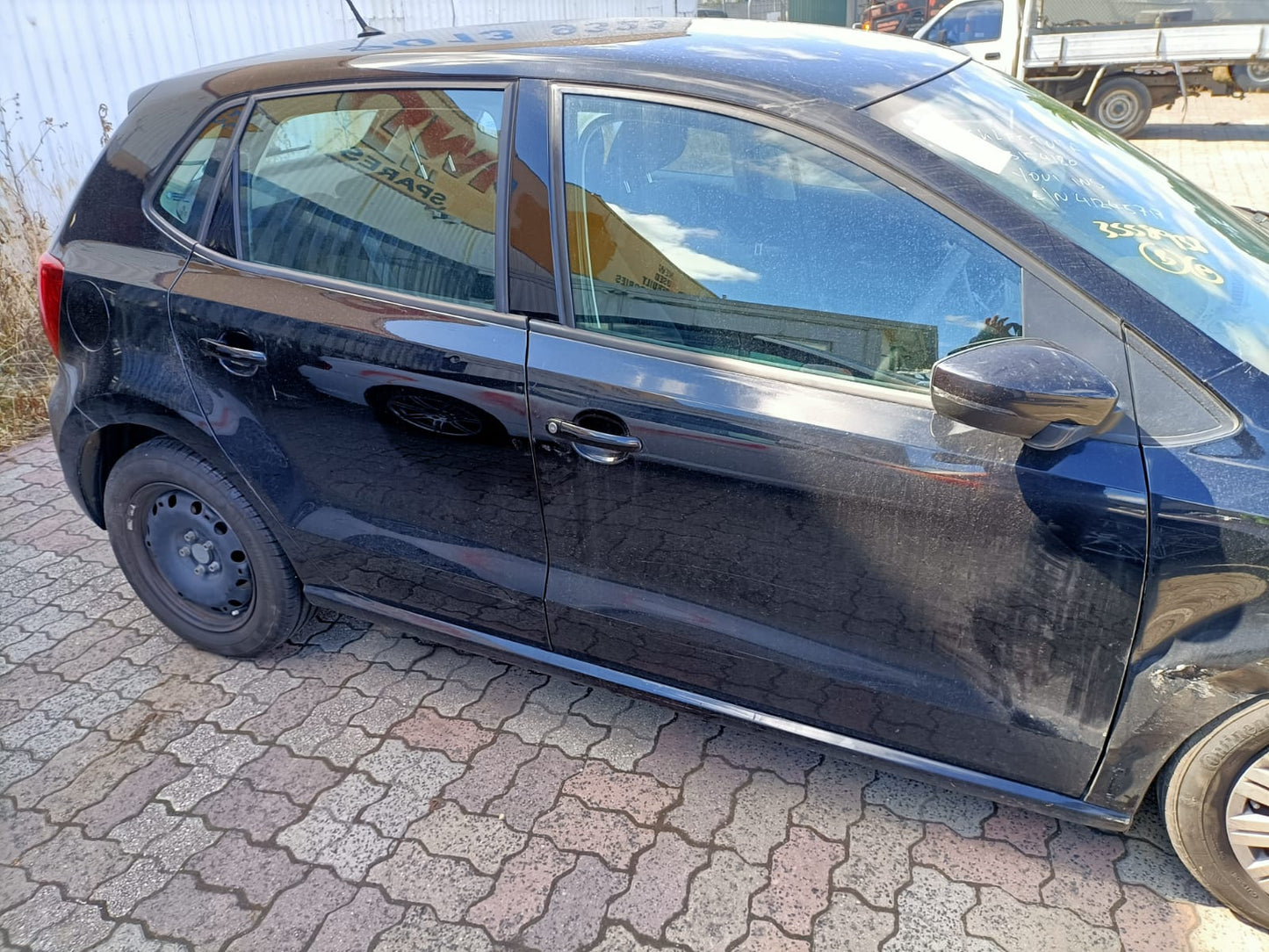 2015 VOLKSWAGEN POLO RIGHT REAR DOOR LOCK, P/N 6R4839016A, 6R, 05/10-09/17 6R4839016A DOOR BOOT GATE LOCK