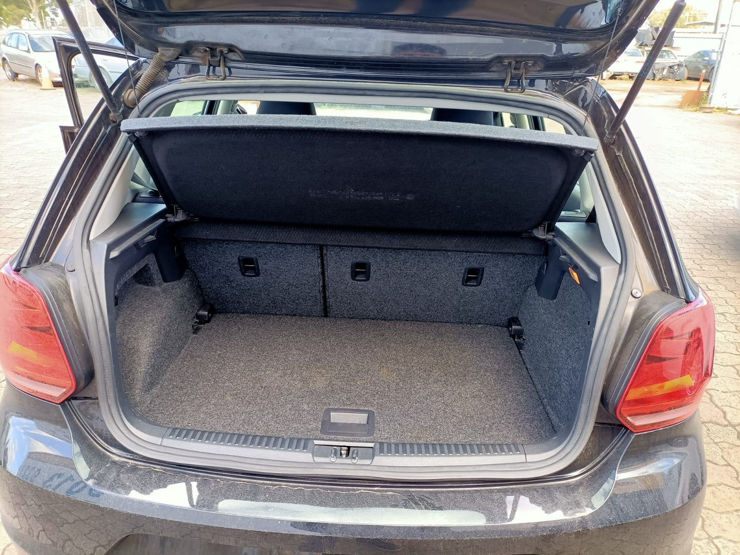 2015 VOLKSWAGEN POLO BUMPER FOGLAMP, NON DAYTIME RUNNING LAMP, 6R, 05/14-09/17 6C0941661D LEFT INDICATOR FOG SIDE