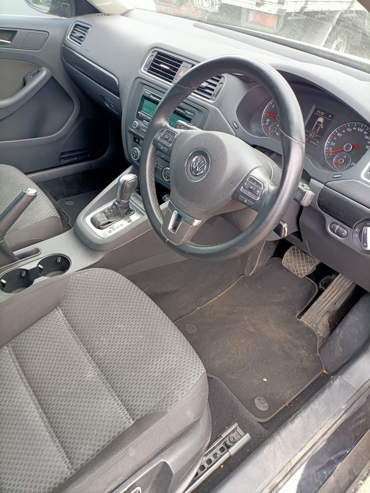 2013 VOLKSWAGEN JETTA 1B, 02/11-12/17 5C6833055A LEFT REAR DOOR SLIDING