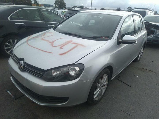 Wrecking 2009 VOLKSWAGEN GOLF for Used Parts VW0663