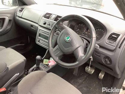 2012 SKODA FABIA LEFT FRONT DOOR LOCK, 5JF, 08/11-12/14 5N2837015C DOOR BOOT GATE LOCK