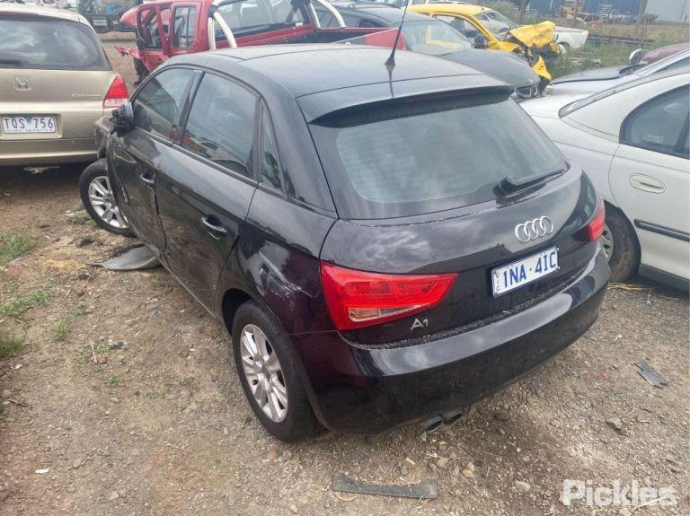 2012 AUDI A1 8X, PAIR, BLACK TYPE, 12/10-10/18 8U0857551C  8U0857552C SUNVISOR