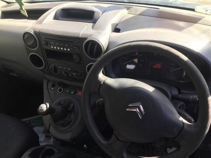 2010 CITROEN BERLINGO LEFT FRONT DOOR LOCK, B9C, 03/09-12/18 9135EJ DOOR BOOT GATE LOCK