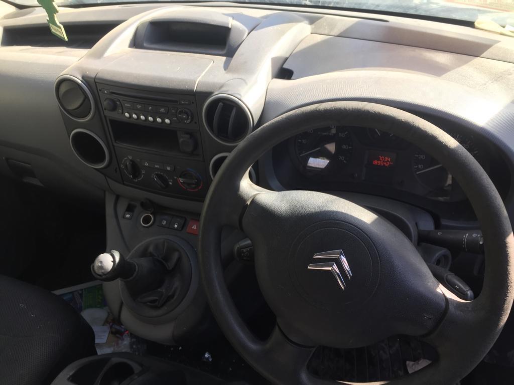 2010 CITROEN BERLINGO B9C, 03/09-12/18 7840W2 LEFT GUARD