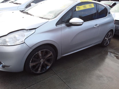 Wrecking 2012 PEUGEOT 208 for Used Parts PG0468