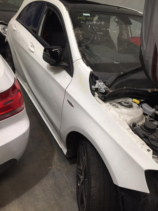 Wrecking 2013 MERCEDES A CLASS for Used Parts MB0229
