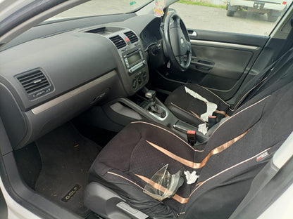 2008 VOLKSWAGEN GOLF GEN 5, HATCH, NON TINTED TYPE, 07/04-02/09 1K6945095AA LEFT TAILLIGHT