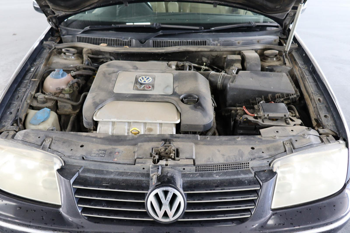 2002 VOLKSWAGEN BORA 1J, MODULE P/N 1C0907379J, 12/99-12/05 1J0698417A ABS PUMP MODULATOR