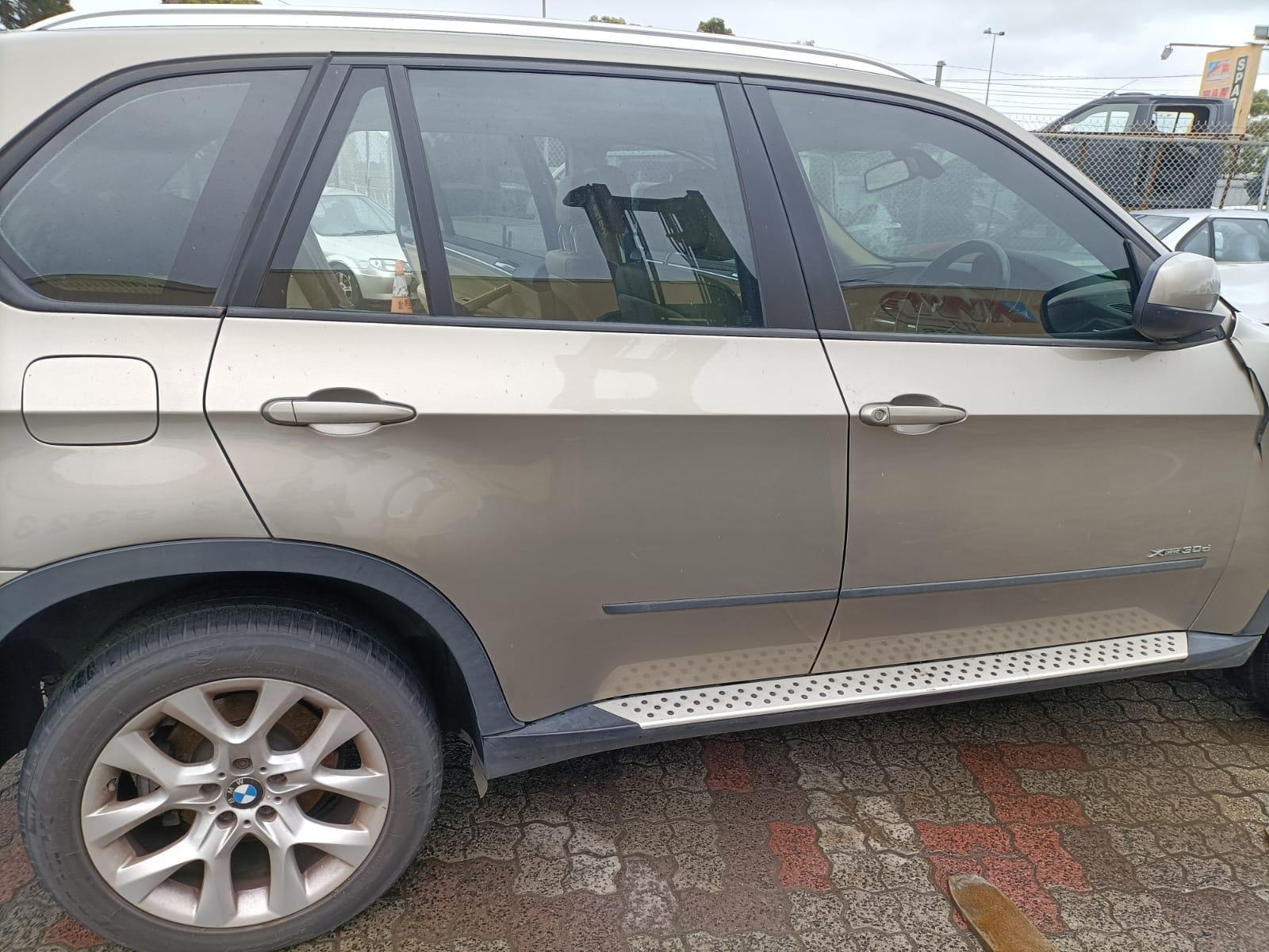 2010 BMW X5 E70, 03/07-08/13 51169211034 GLOVE BOX