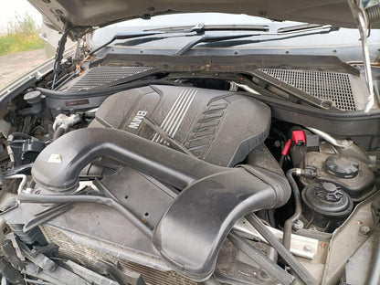 2010 BMW X5 FRONT, W/ SUNROOF BUTTONS TYPE, E70, 03/07-08/13 63316962011 COURTESY LIGHT