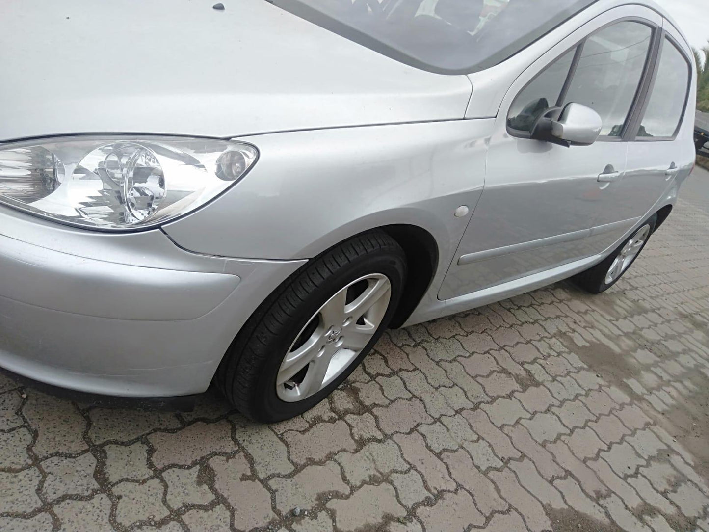 2004 PEUGEOT 307 2.0, PETROL, RFN, T5, CABLE TYPE, 12/01-04/05 1635W8 THROTTLE BODY