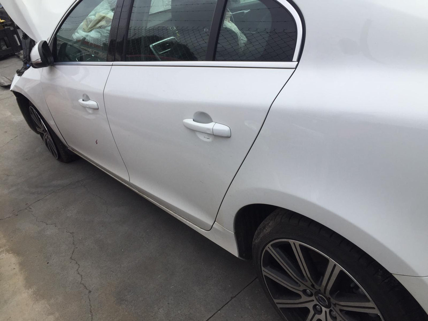 2015 VOLVO S60/V60 Mk2, 12/10-12/18 39826636 COURTESY LIGHT