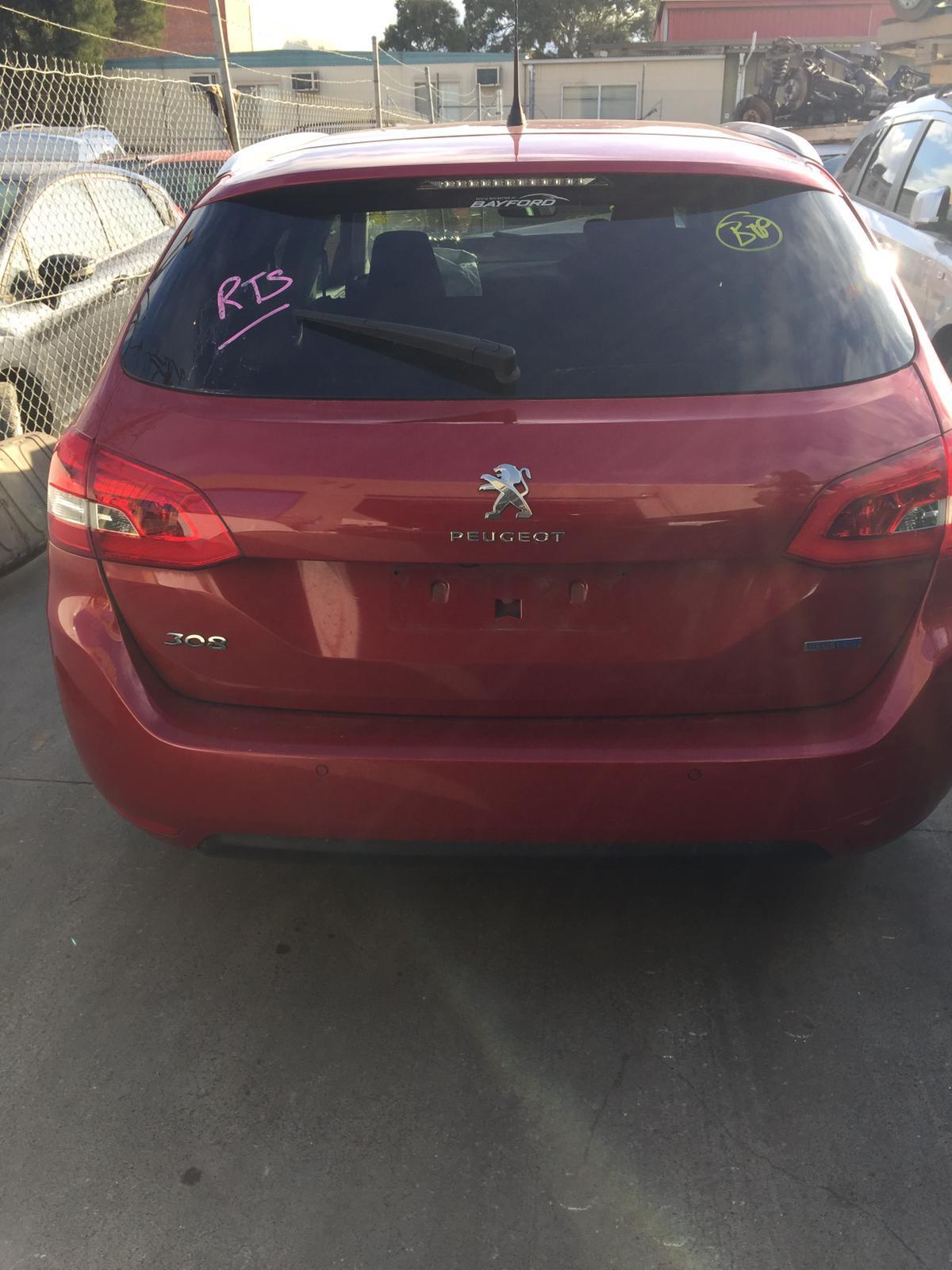 2015 PEUGEOT 308 T9, 10/14-05/21 1609239480 DOOR HANDLE