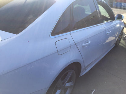 2011 AUDI A4 FRONT, W/ SUNROOF CONTROLS TYPE, BLACK, B8 8K, 04/08-06/12 8T0947140 COURTESY LIGHT