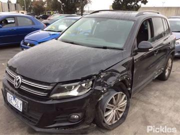 2012 VOLKSWAGEN TIGUAN LH FRONT, SEAT BELT ONLY, SMALL PLUG TYPE, 5N, 11/12-08/16 5N2857705A SEAT BELT STALK
