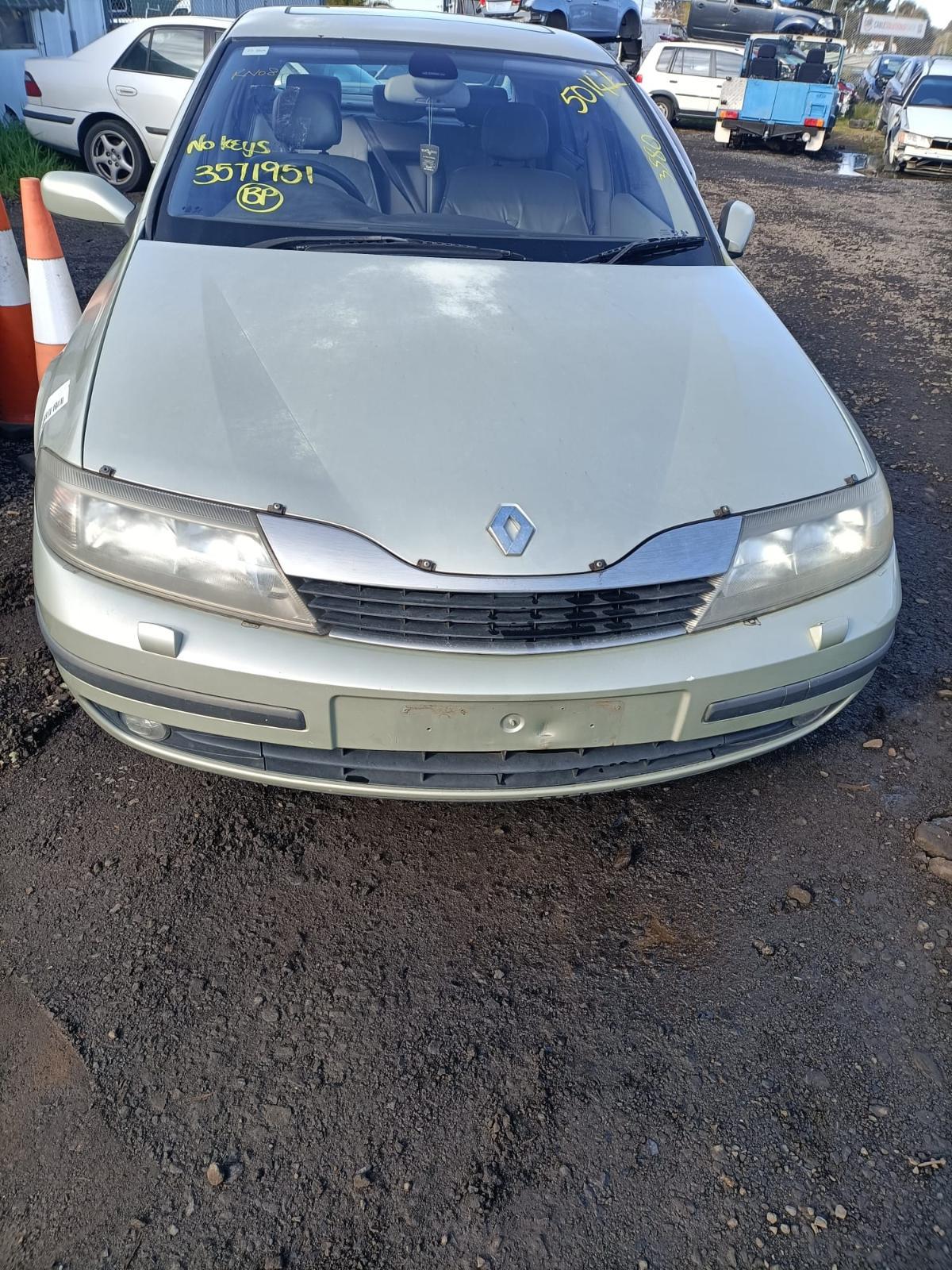 2003 RENAULT LAGUNA S2, 04/02-09/06 7701472442 LEFT GUARD