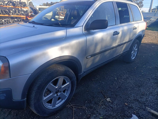 2006 VOLVO XC90 W/ PARK SENSOR TYPE, 07/03-08/06 39977061 REAR BUMPER