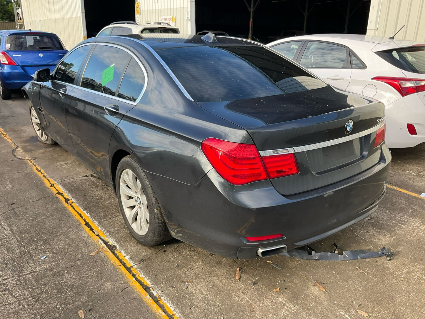 Wrecking 2010 BMW 7 SERIES for Used Parts BM1618