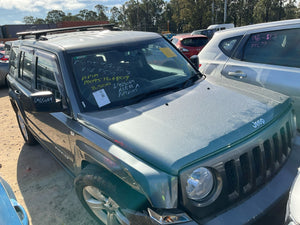 2012 JEEP PATRIOT MK, LOWER MOULD CLIP IN TYPE, 09/09-12/16 68079391AA/68079391AD LEFT FRONT DOOR