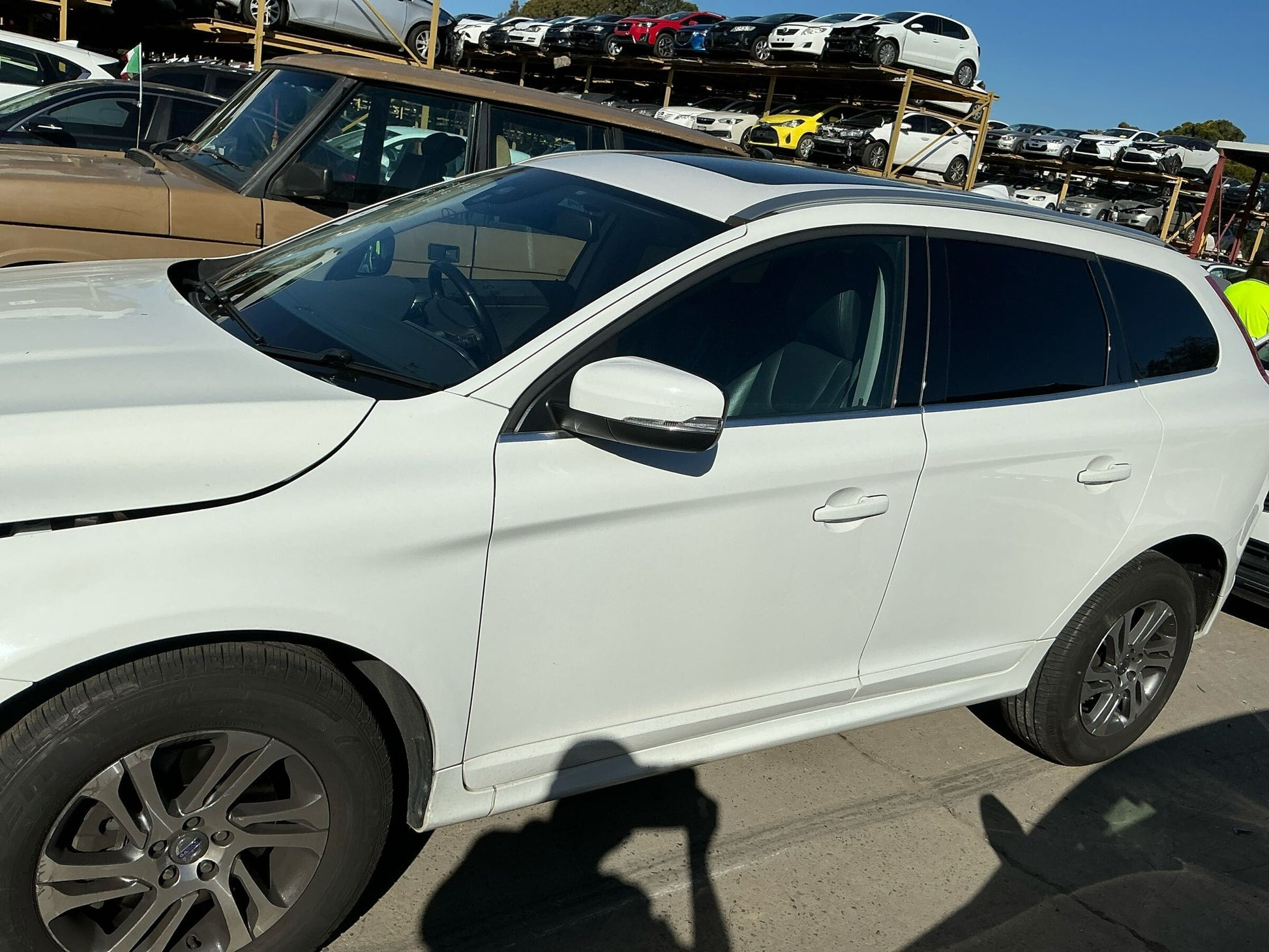 Wrecking 2014 VOLVO XC60 for Used Parts VO1633