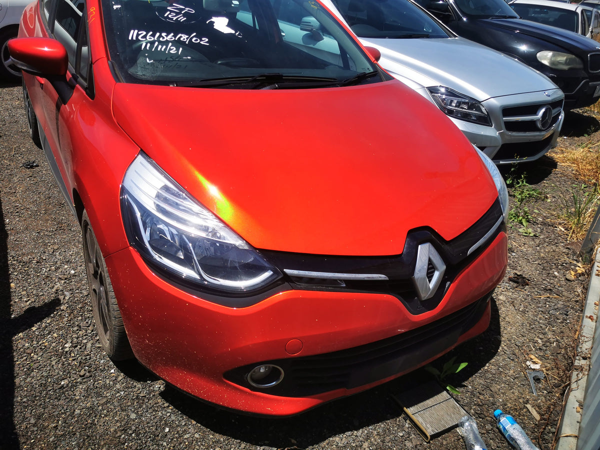 2014 RENAULT CLIO X98, IN BODY, LED TYPE, 09/13-10/19 265502631R RIGHT TAILLIGHT