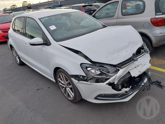 2015 VOLKSWAGEN POLO FRONT, W/ MAP LIGHTS, NON SUNROOF CONTROL TYPE, BLACK, 6R, 05/10-09/17 6Q0947105L COURTESY LIGHT