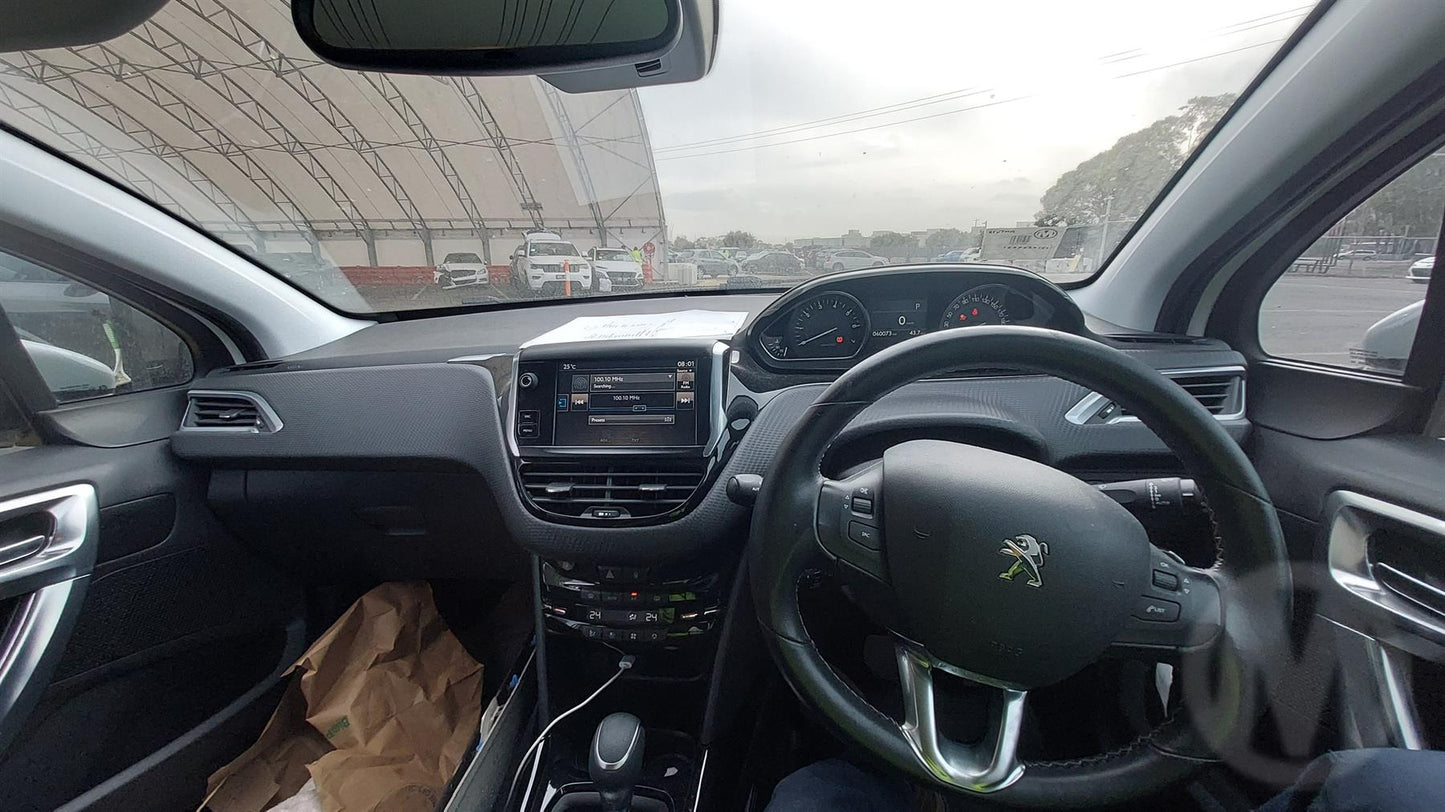 Wrecking 2017 PEUGEOT 2008 for Used Parts PG1748