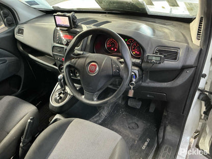 Wrecking 2017 FIAT DOBLO for Used Parts FI1744