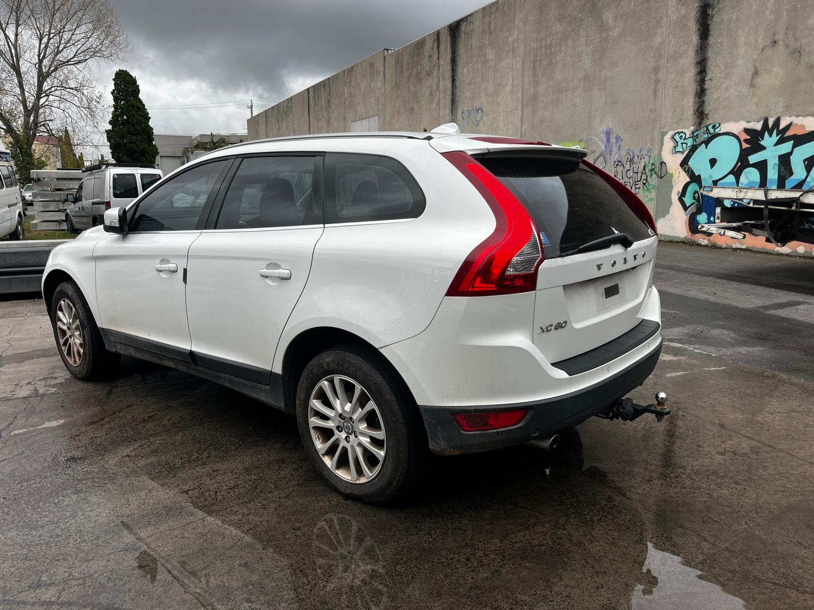 2009 VOLVO XC60 DZ, HARDENED TYPE, 02/09-04/17 31386793 RIGHT FRONT DOOR WINDOW